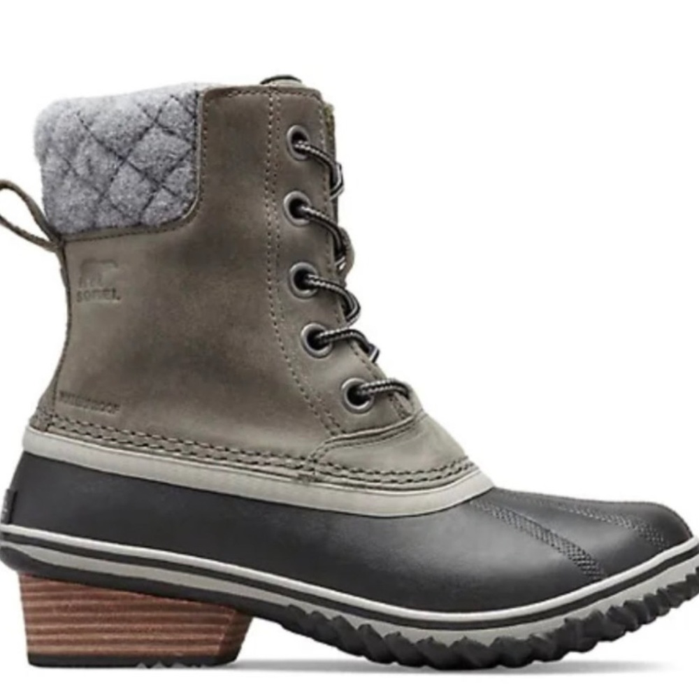 Sorel Slimpack II Waterproof lace up winter boots, size 10